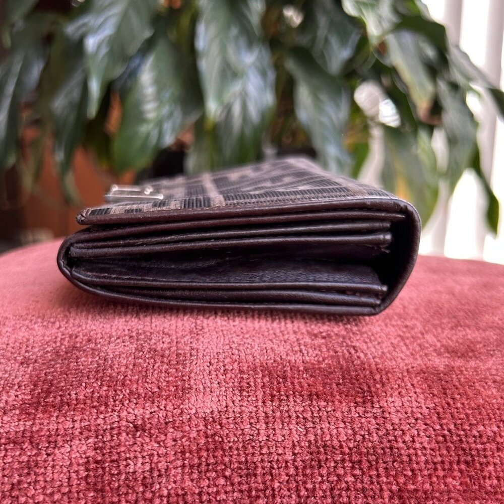 FENDI Zucca Large Clutch Wallet Tobacco Black - Picture 5 of 11